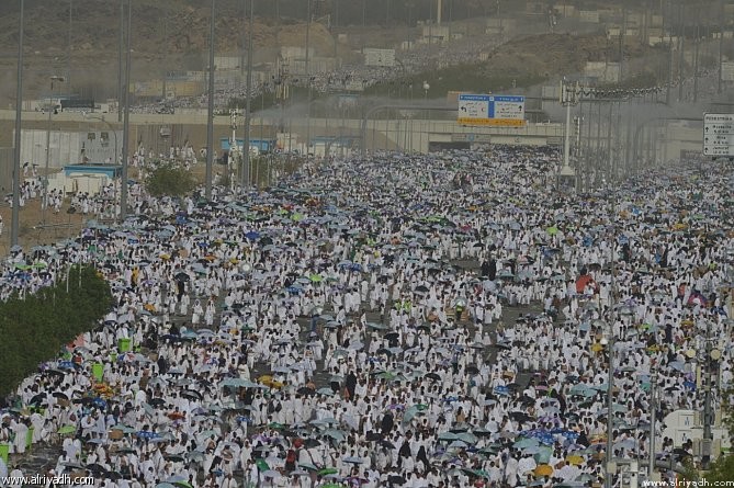 بالصور مليونا حاج يصعدون إلى جبل عرفات مصر العربية