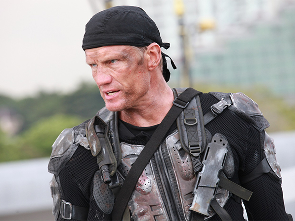 بالصور 10 نجوم أكشن بالسينما الأمريكية يتحدون الشيخوخة مصر العربية