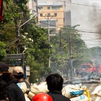 الدماء تسيل في ميانمار.. «عسكر بورما» يواصل الانتقام من المحتجين (فيديو)